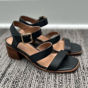 Madden Girl Black Strappy Sandals